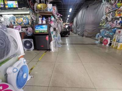 限時(shí)限流!錢萬里橋小商品市場(chǎng)恢復(fù)營(yíng)業(yè)啦